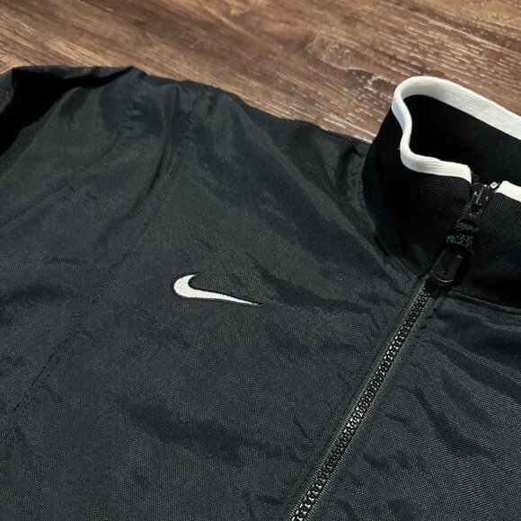 VINTAGE 90s NIKE Black Windbreaker Jacket White Accents - Women's S - Picture 3 of 8